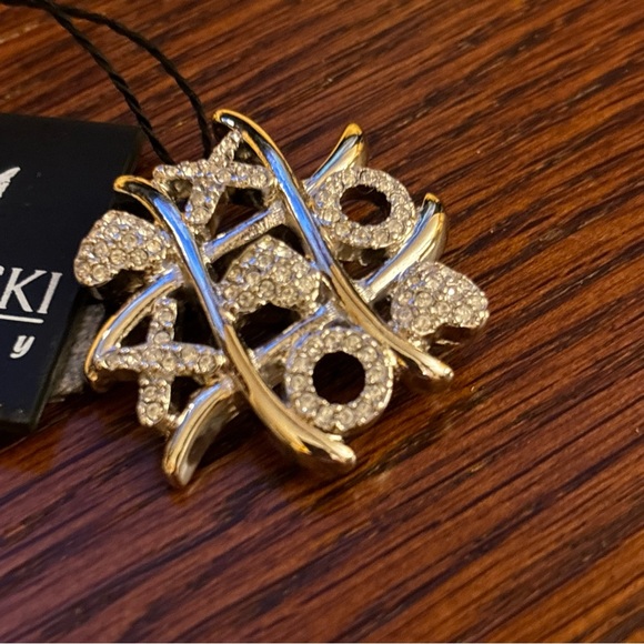 Swarovski Swan Signed Crystal XO Brooch Tic Tac Toe Game Love Kisses Hearts Pin - Picture 1 of 5